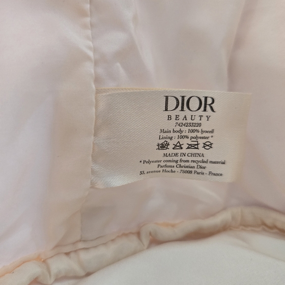 ✨ Authentic Dior Beauty Canvas Drawstring Bucket Pouch ✨ - Picture 9 of 9